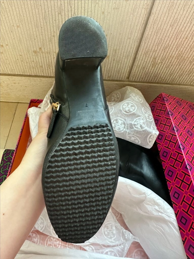 토리버치 라일라 리본 앵글부츠 부티 이미지