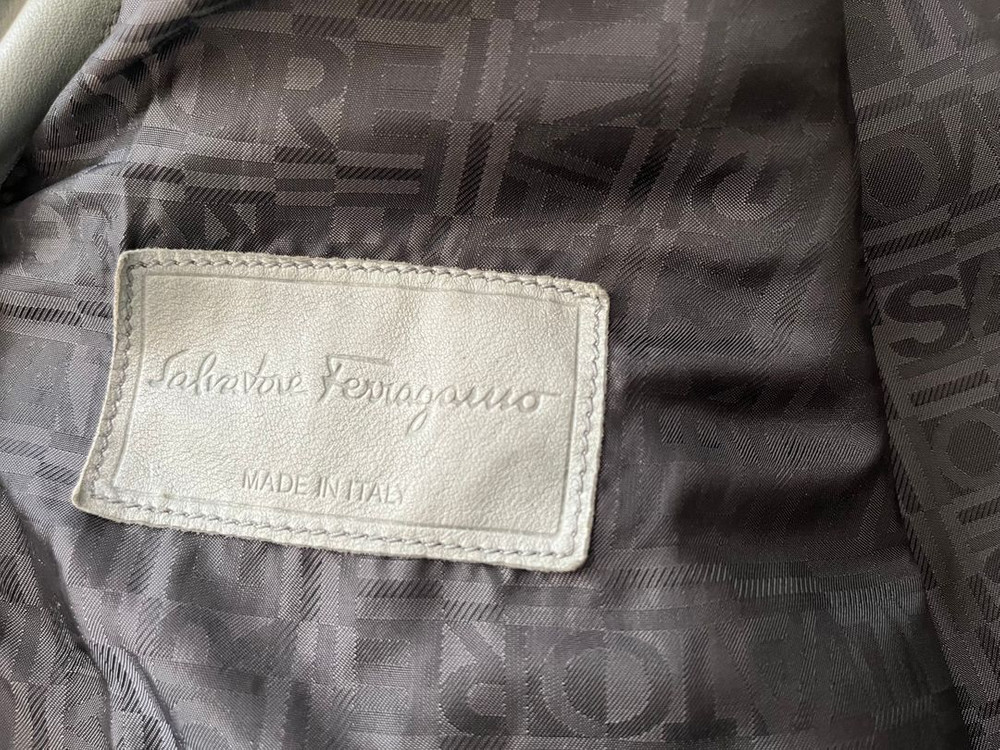 살바토레 페라가모 세이지 그린 양가죽 라이더 자켓 100사이즈 이미지