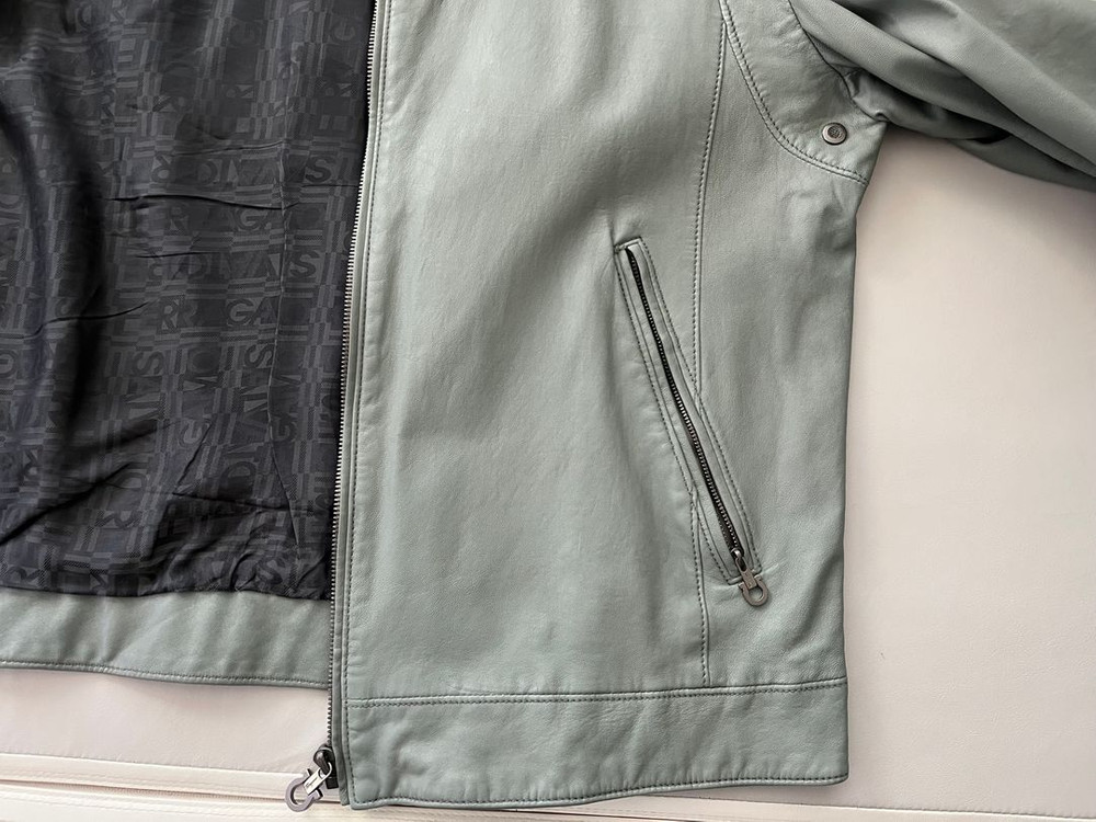 살바토레 페라가모 세이지 그린 양가죽 라이더 자켓 100사이즈 이미지