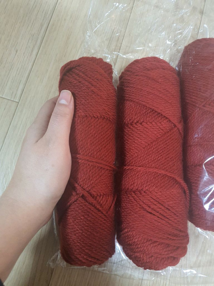 뜨개질 목도리 머플러 붉은 벽돌색 굵은 털실 100g*2볼+58g 1볼--1