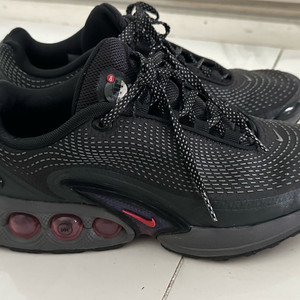 나이키 에어맥스dn 240사이즈(여성용)