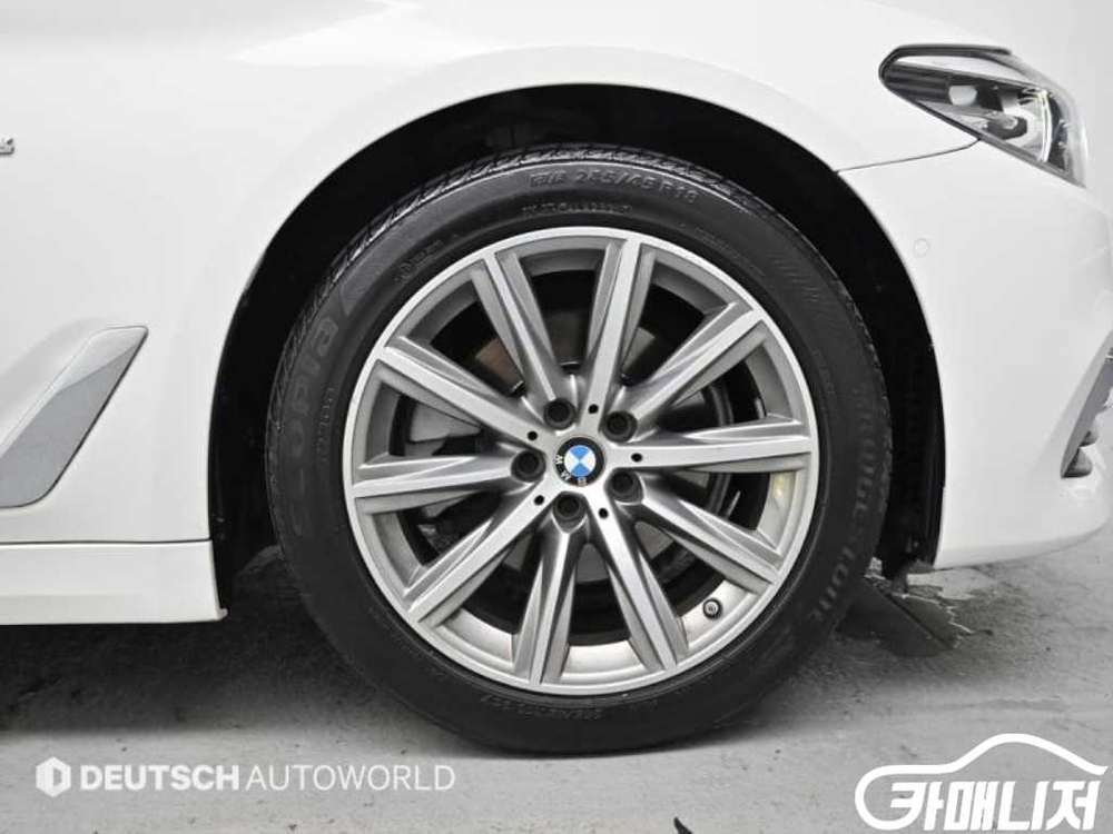 [BMW]5시리즈 (G30) 520i 럭셔리 #앱특가--4