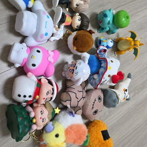 캐릭터 인형 및 키링 모음 이미지