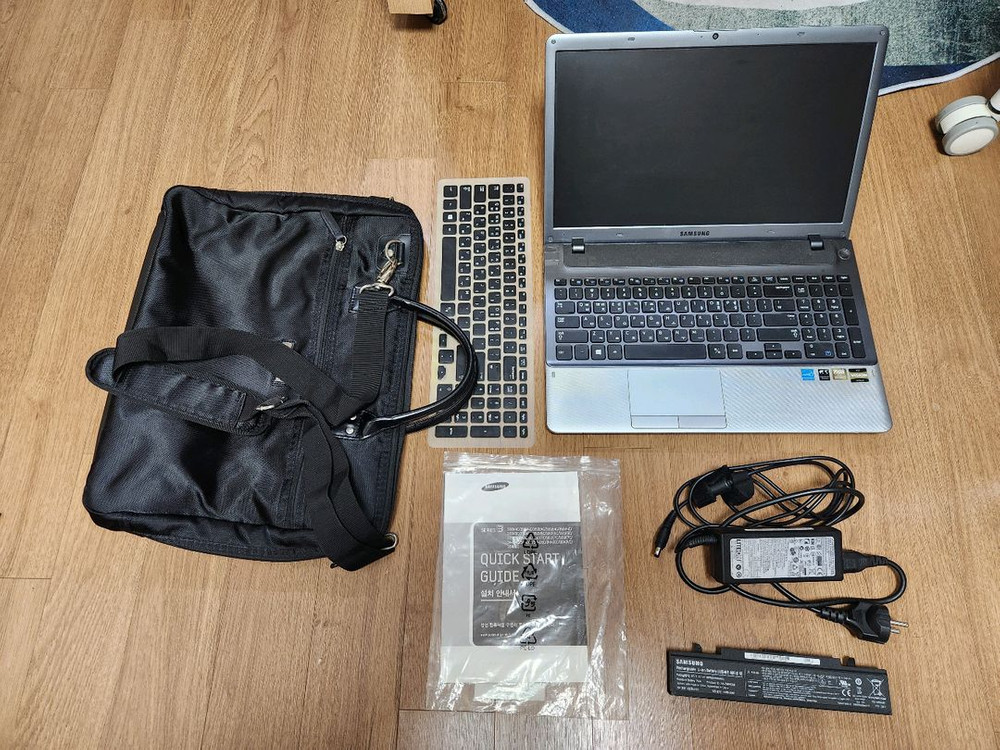 삼성 노트북 AMD 쿼드코어 중고 판매합니다--2