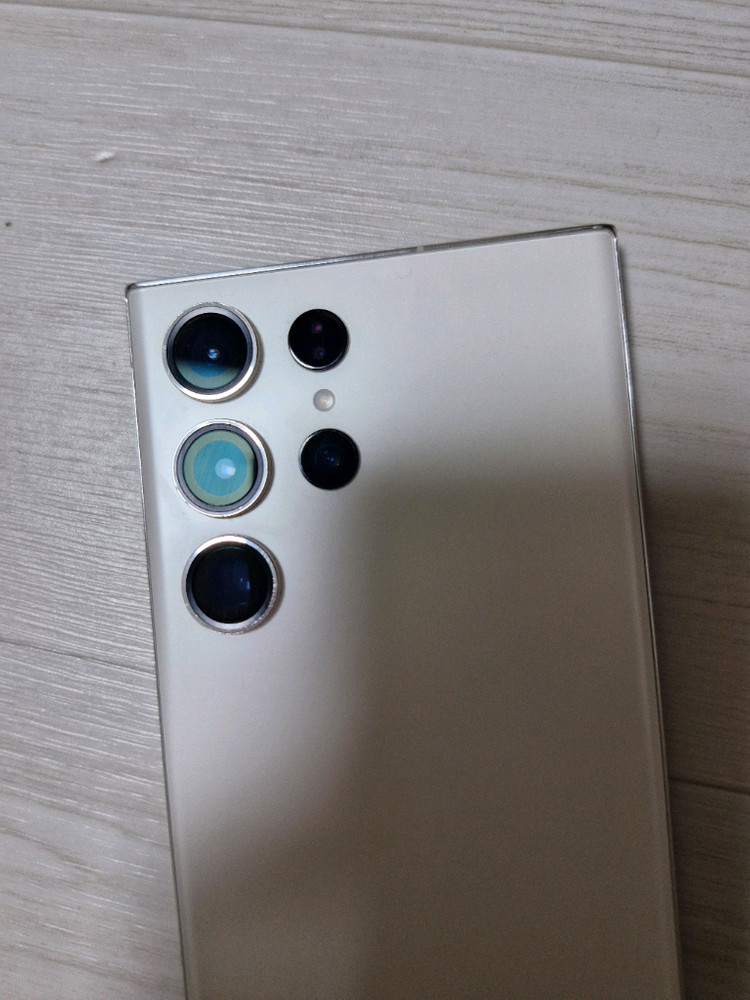 갤럭시s23 울트라 512GB 자급제 크림색 삼케플양도 SM-S918N--1