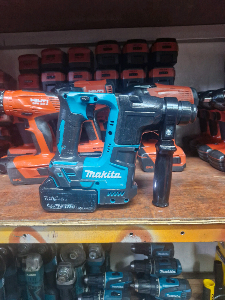 [정품]마끼다충전함마드릴DHR171 배터리포함 A급--3