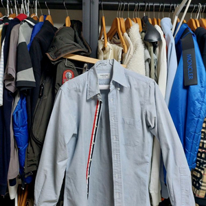 톰브라운 히든 삼선 셔츠 하늘색 사이즈2