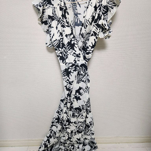 (새상품)레코브 썸머 프릴 랩 원피스 free사이즈