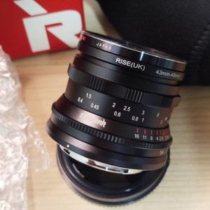 퍼기어 35mm F1.4 _ 소니 FE 마운트