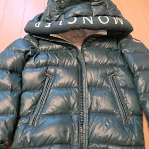 몽클레어 키즈 살즈만 패딩 10a