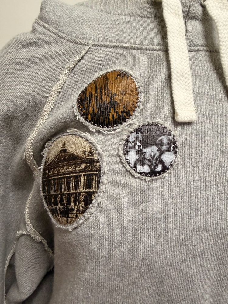 오픈와이와이 레글런 크롭 후디 그레이 패치 후드티--5