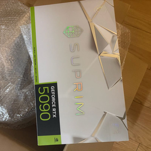 rtx 5090 슈프림 미개봉