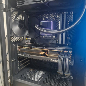 7800X3D RX 7800 XT 조립 본체 판매합니다.