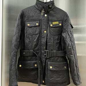 바버 인터네셔널 퀄팅 자켓 블랙 UK10(새 상품급)