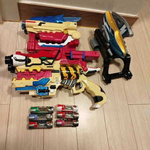 다이노포스 브레이브 가브칼리버.리볼버.체인저.박스 이미지