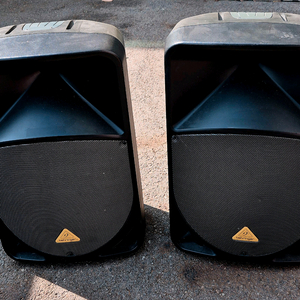 베링거 B115MP3 액티브스키퍼 앰프내장 1000W 1조(2개)