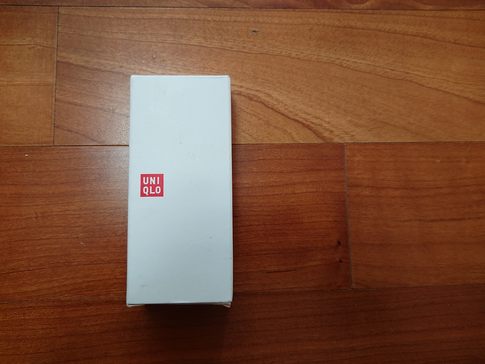 새상품급/ 유니클로 한정판 미니 외장 배터리--4