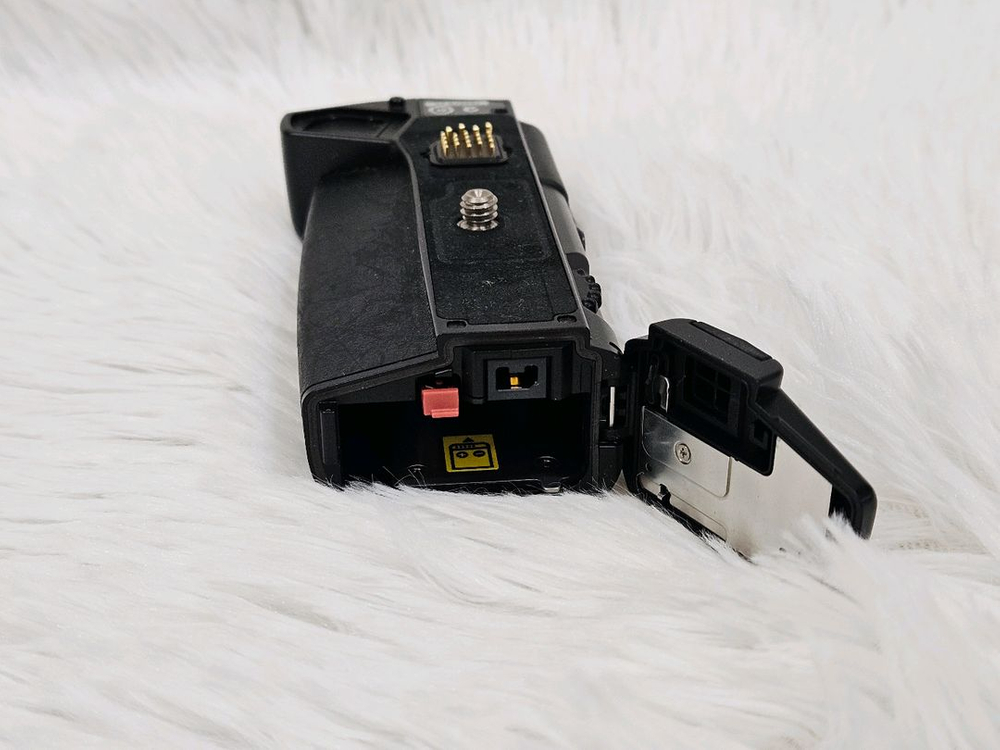 [민트] 올림푸스 HLD 6G + HLD 6P 배터리 그립 세트--5