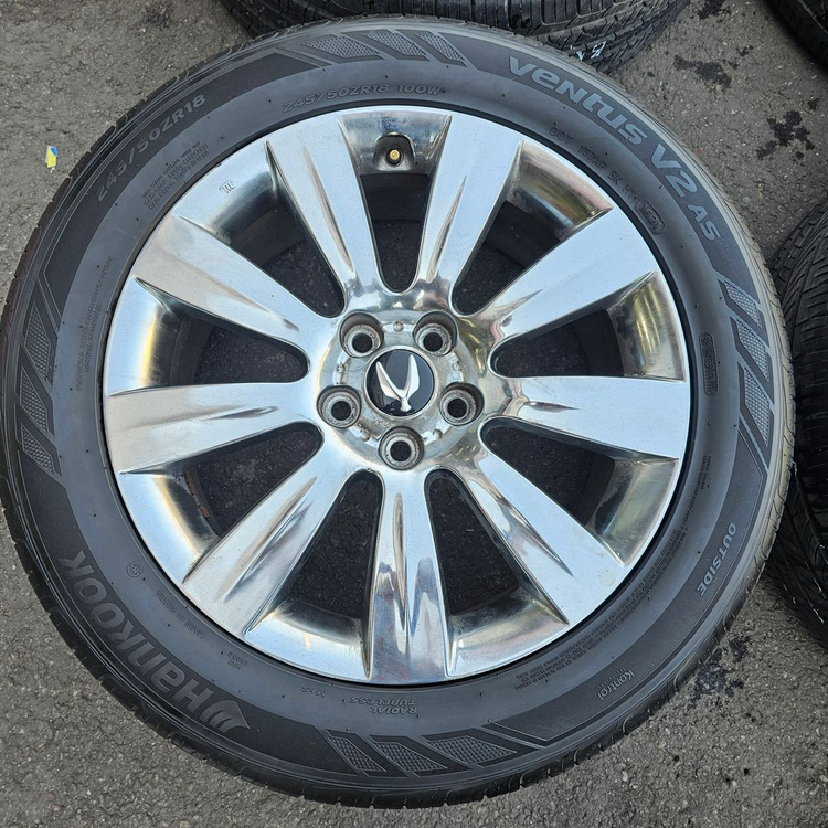#에쿠스VI 18인치 중고 휠타이어세트 팝니다.245 50 18--1