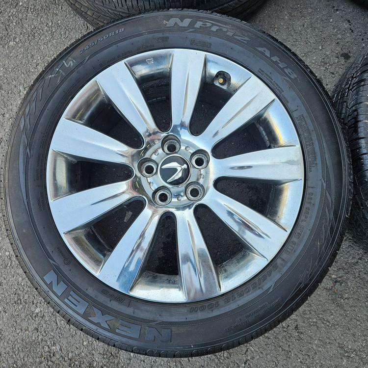 #에쿠스VI 18인치 중고 휠타이어세트 팝니다.245 50 18--3