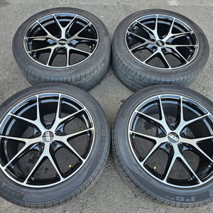 #BBS ST 18인치 휠타이어 세트 팝니다.245 45 18