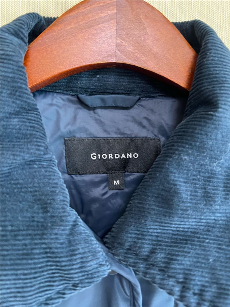 지오다노 여성 패딩자켓 코듀로이 카라 점퍼 이미지