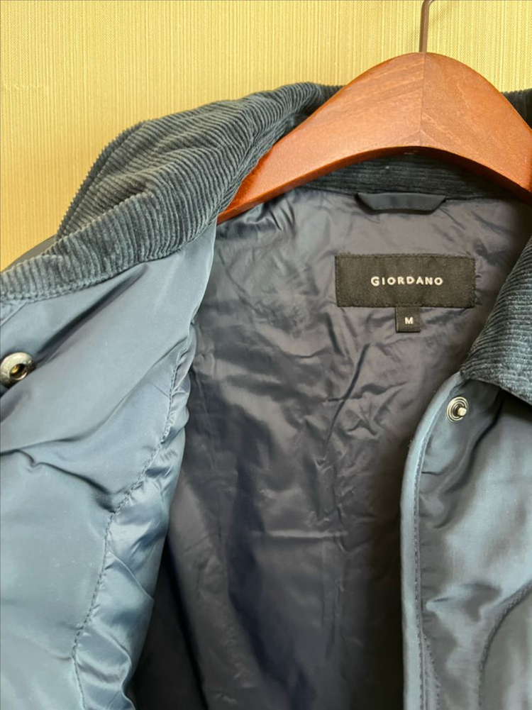 지오다노 여성 패딩자켓 코듀로이 카라 점퍼 이미지