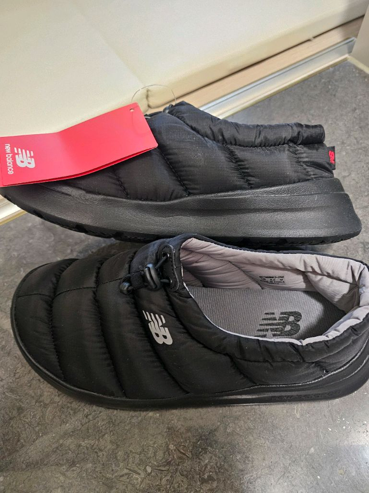 새상품 뉴발란스 슬리핑 모크 V2 블랙 260 팝니다--2