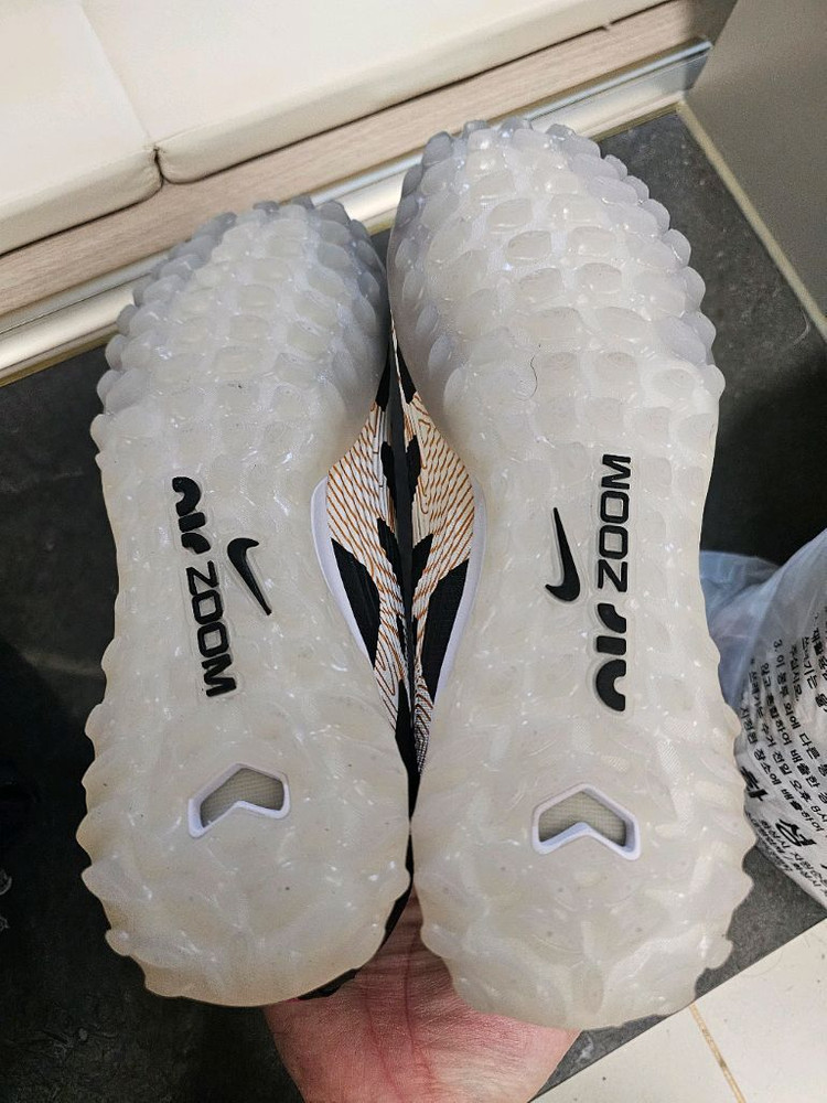 새제품 머큐리얼 15 프로 TF 255 사이즈 팝니다--4