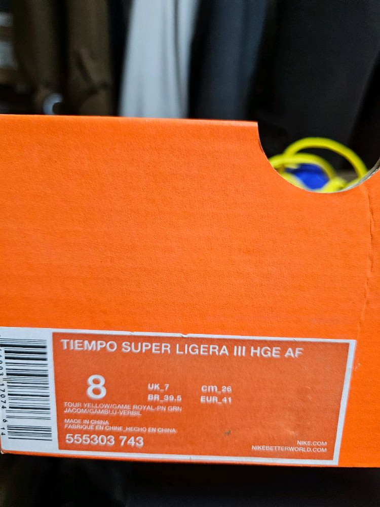 새상품 나이키 슈퍼리게라 축구화 브라질 260 사이즈 팝니다--6