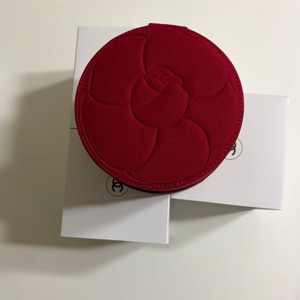 까멜리아 파우치