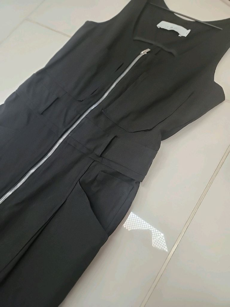 84만원짜리 이로 IRO 슬리브리스 점프수트 이미지