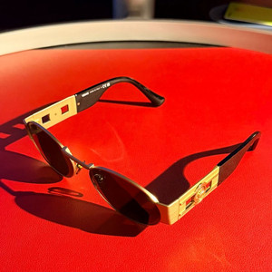 베르사체 메두사 데코 오벌 선글라스 (풀구성 / A급)