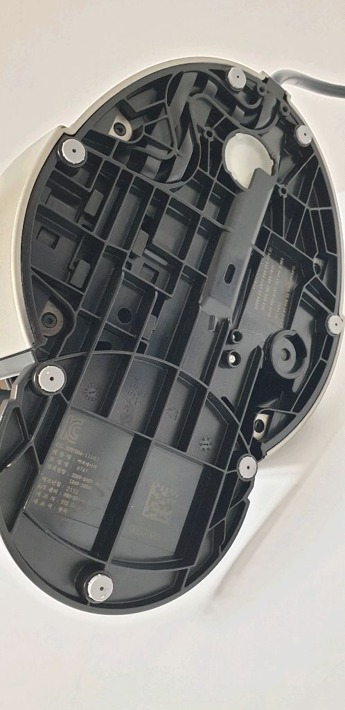 네스카페 돌체구스토 커피머신 실버 이미지