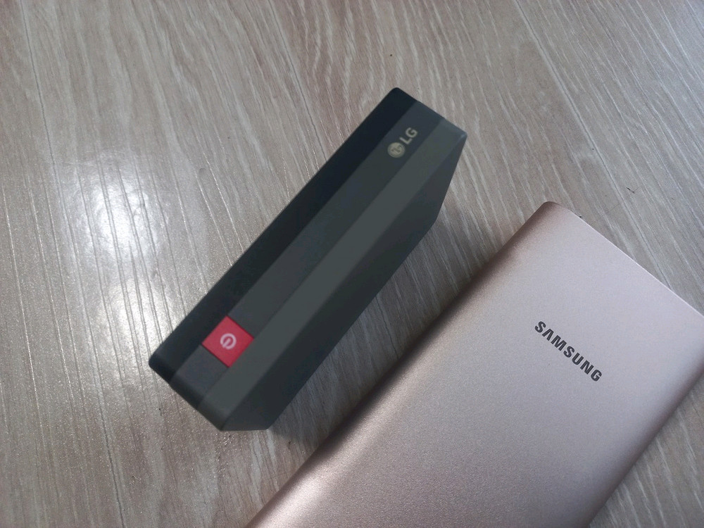 보조배터리 3개--2