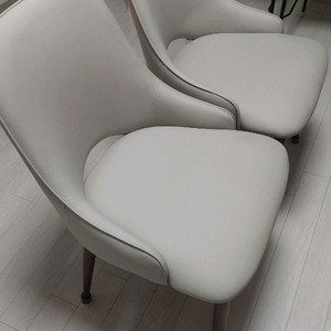 식탁의자 2개 세트