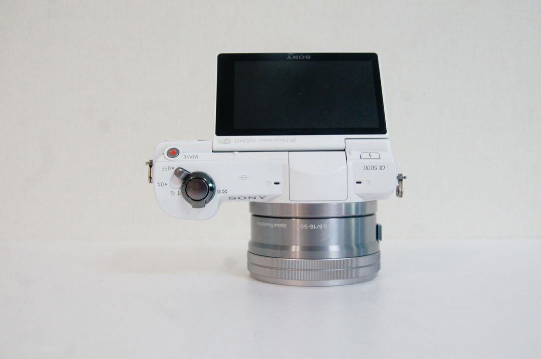 [소니] A5000 화이트 미러리스팝니다.--7