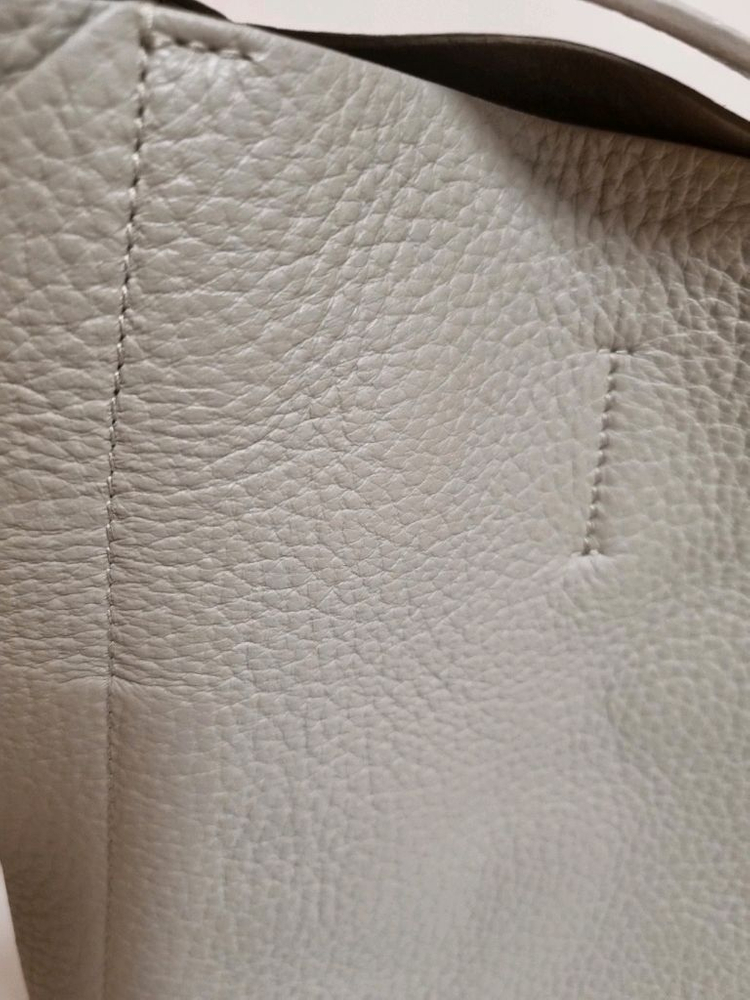 새상품 훌라 furla 가방 숄더백 판매 합니다. 이미지