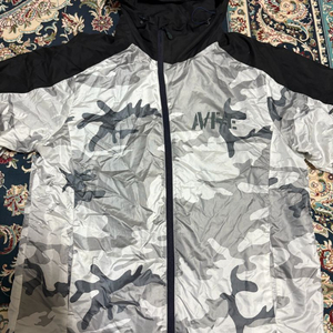 나이키 카모 바람막이 후드자켓 L