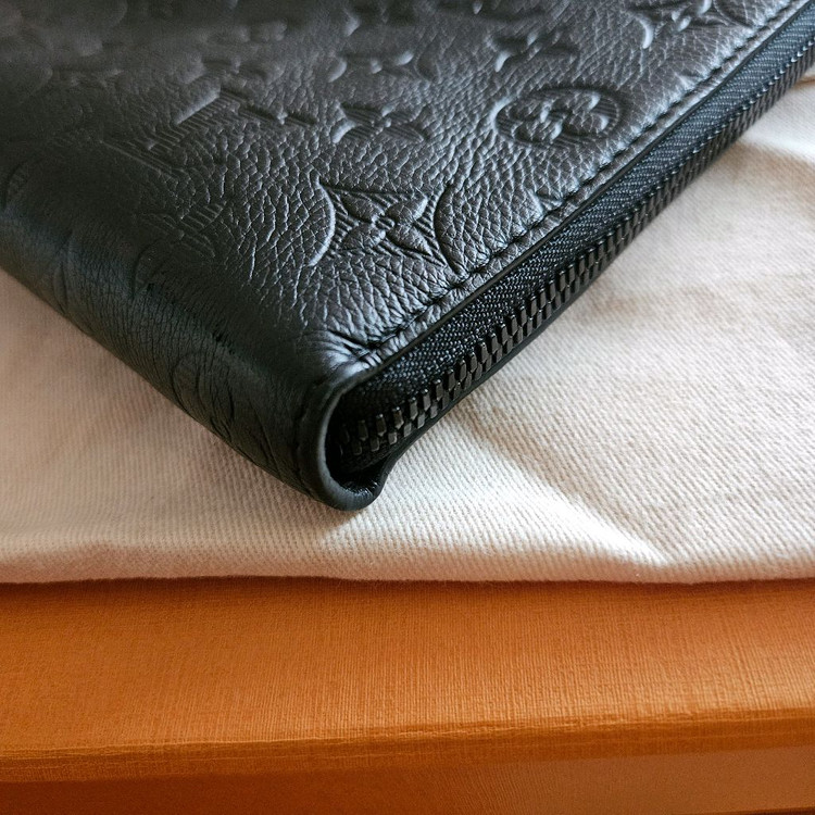 루이비통 도큐먼트 포쉐트 주르 클러치--2