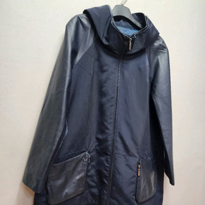 발렌시아 양가죽배색 후드 사파리점퍼