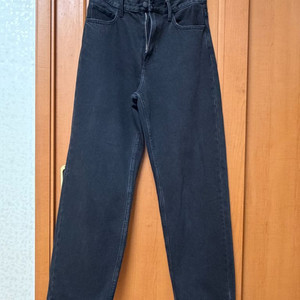 유니클로 와이드스트레이트진 그레이 30사이즈 새제품