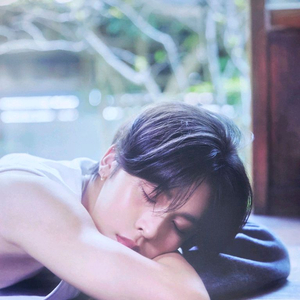 엔시티위시 리쿠 전시회 한정 포스터 B