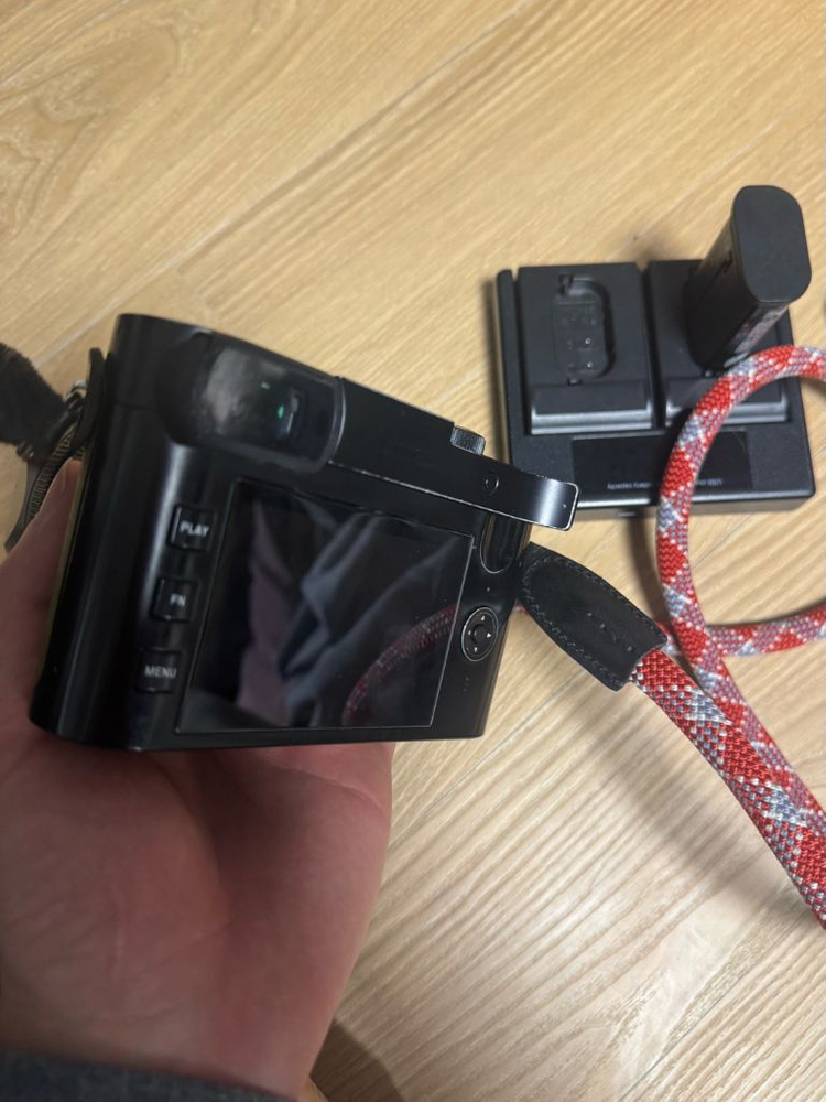 라이카 q2 이미지