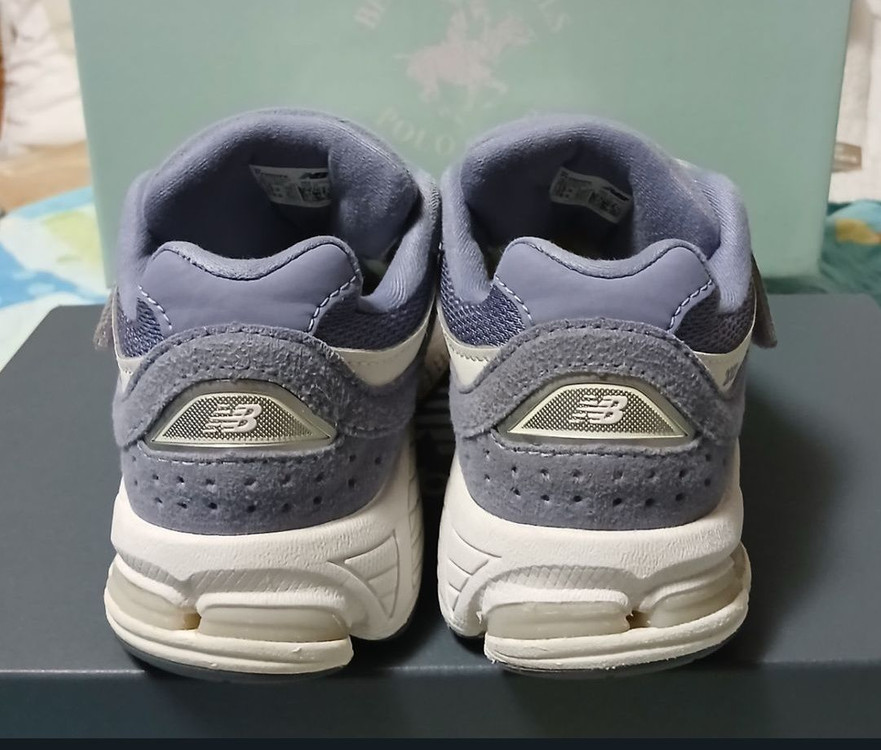 뉴발란스키즈2002R 바이올렛 185운동화 거의새거--3
