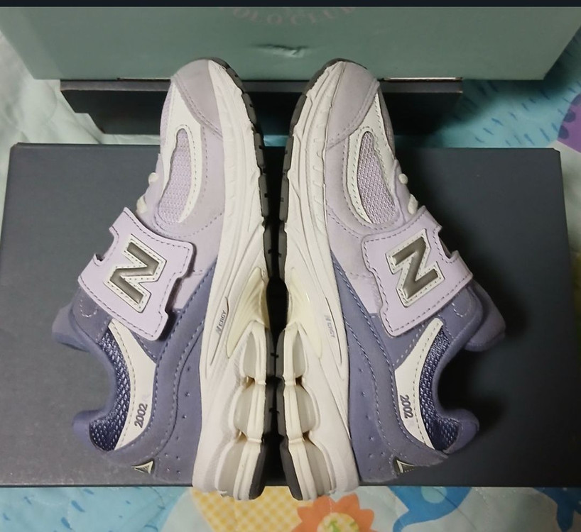 뉴발란스키즈2002R 바이올렛 185운동화 거의새거--5