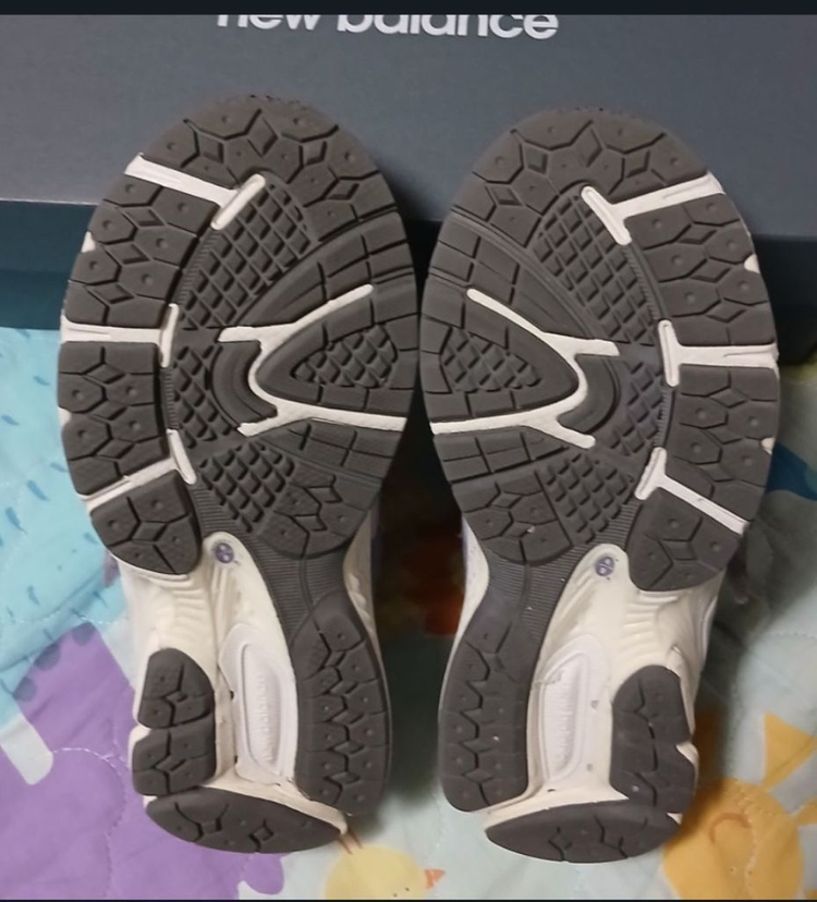 뉴발란스키즈2002R 바이올렛 185운동화 거의새거--6