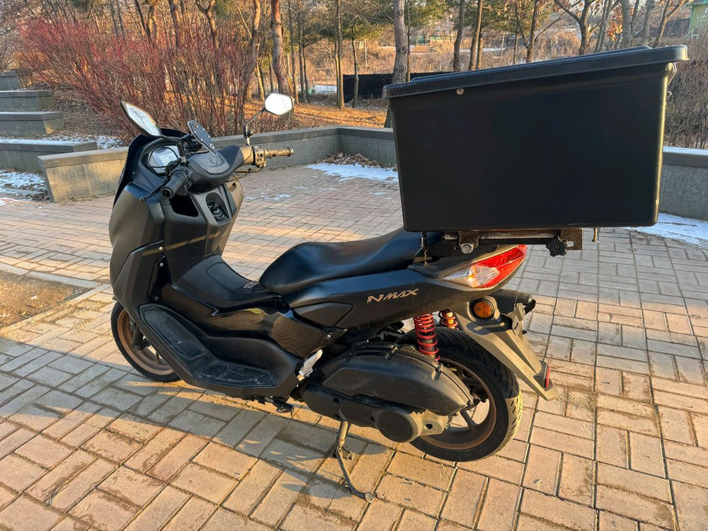 야마하 엔맥스125 23년 abs 판매합니다--2