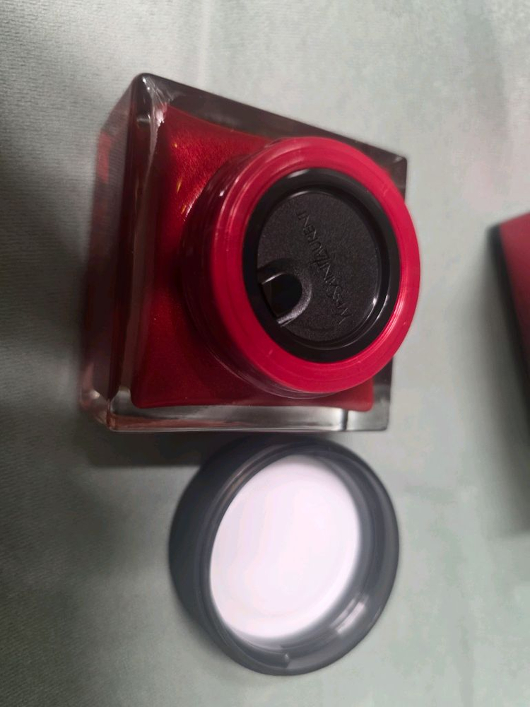 입생로랑 오 후즈 라 크림 에센셜리 15ml 이미지