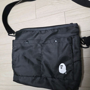 베이프 크로스백